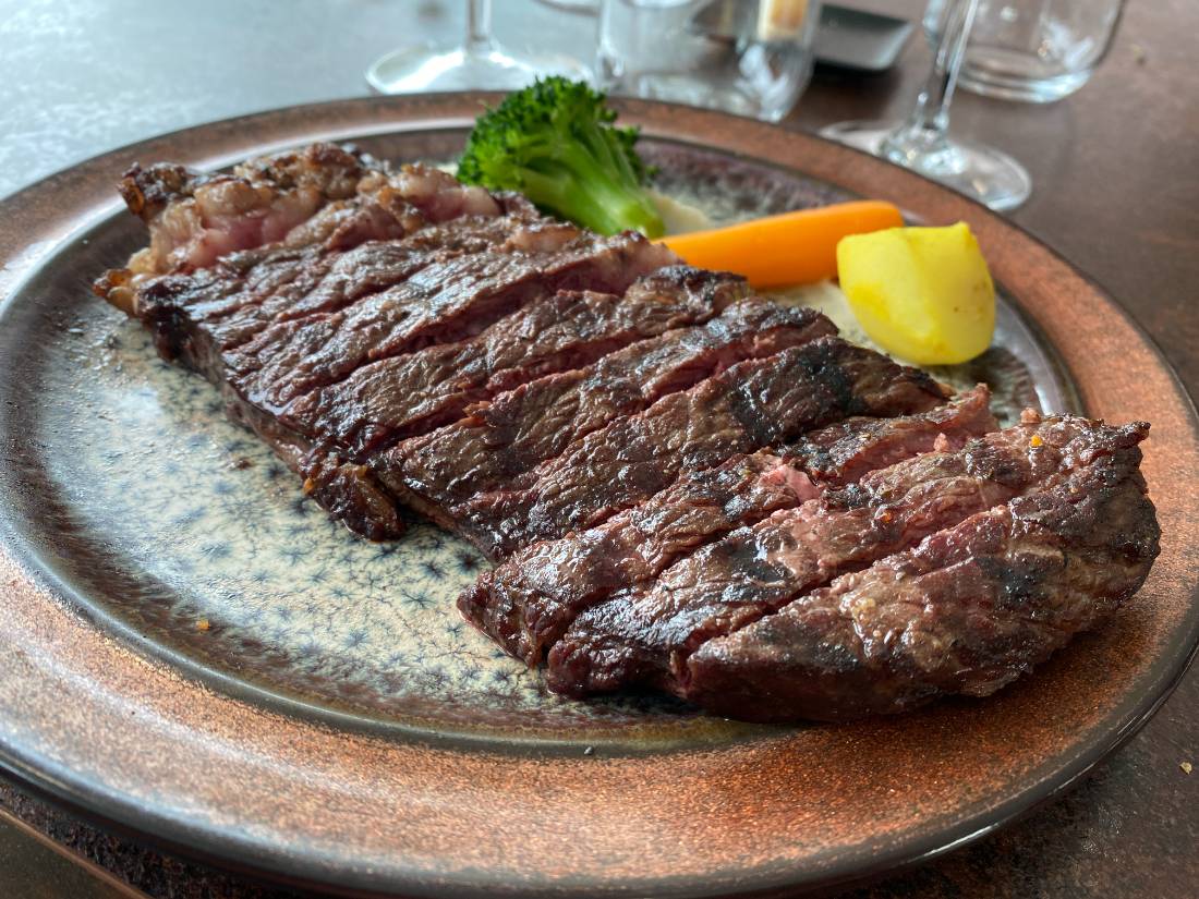 Le Brazier : Food Store